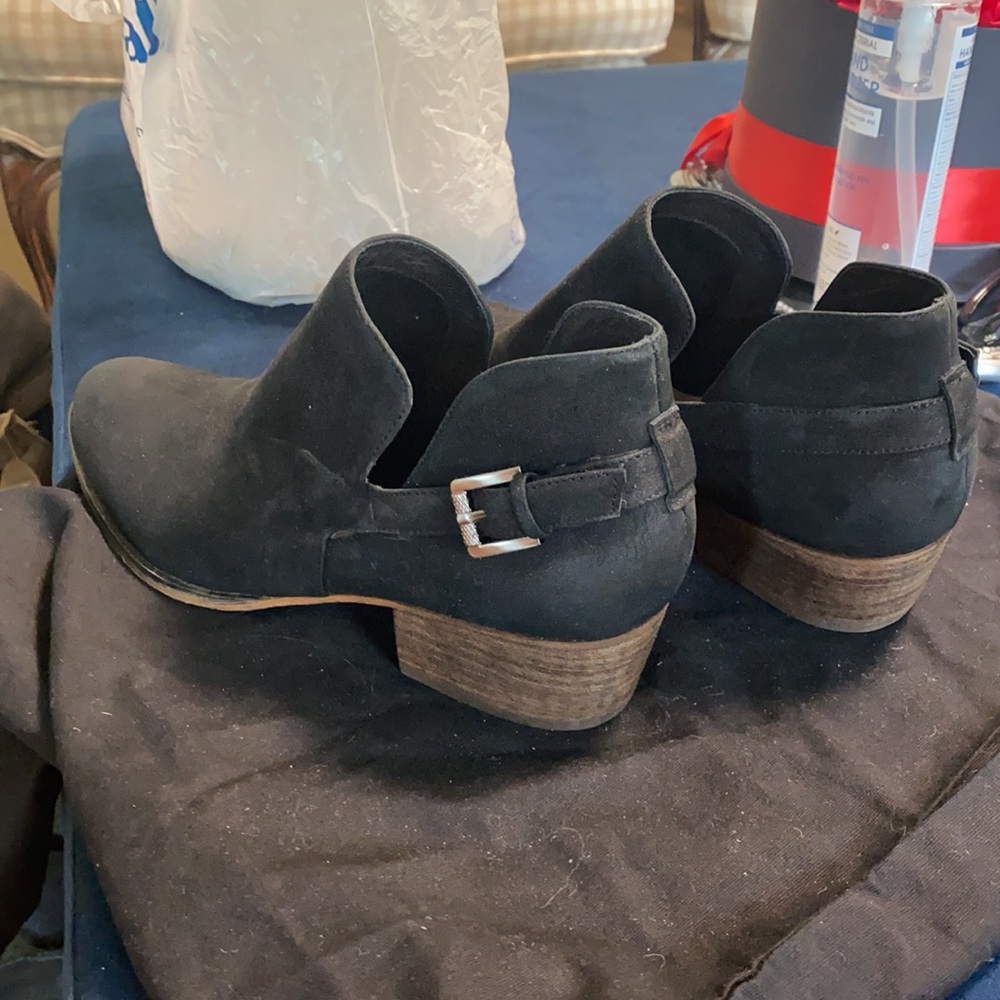 Suede booties - Picture 3 of 4
